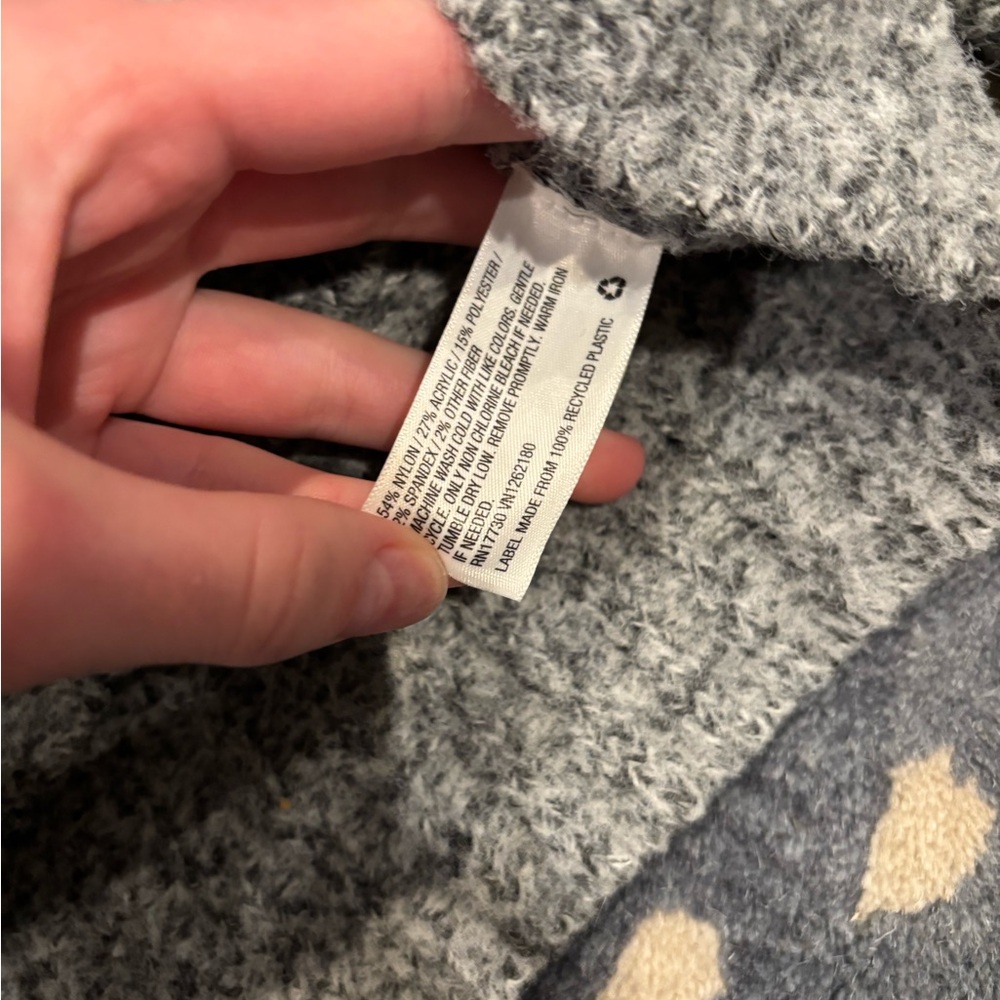 Universal Thread Soft Gray Turtleneck Sweater - Picture 4 of 4
